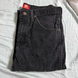 NWOT Black Wrangler 36mwz cowboy cut jeans 30x30